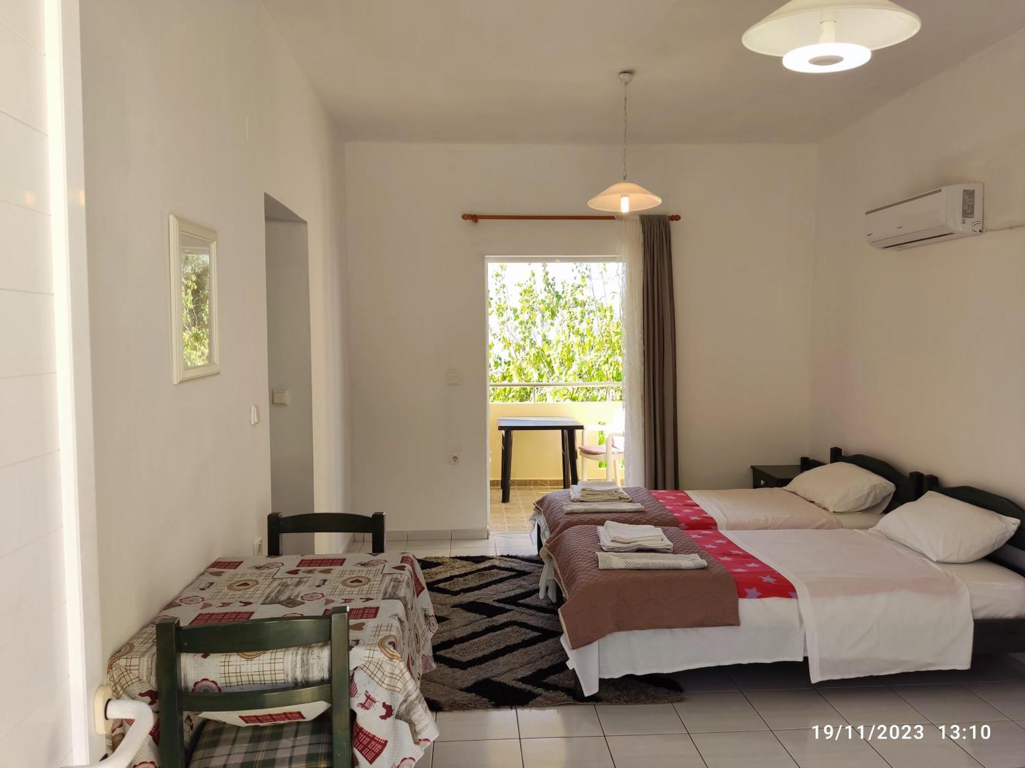 Zinovia Appartement Kato Daratso Buitenkant foto